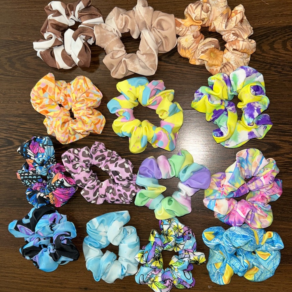 Set of 14 Moana Bikini Scrunchies